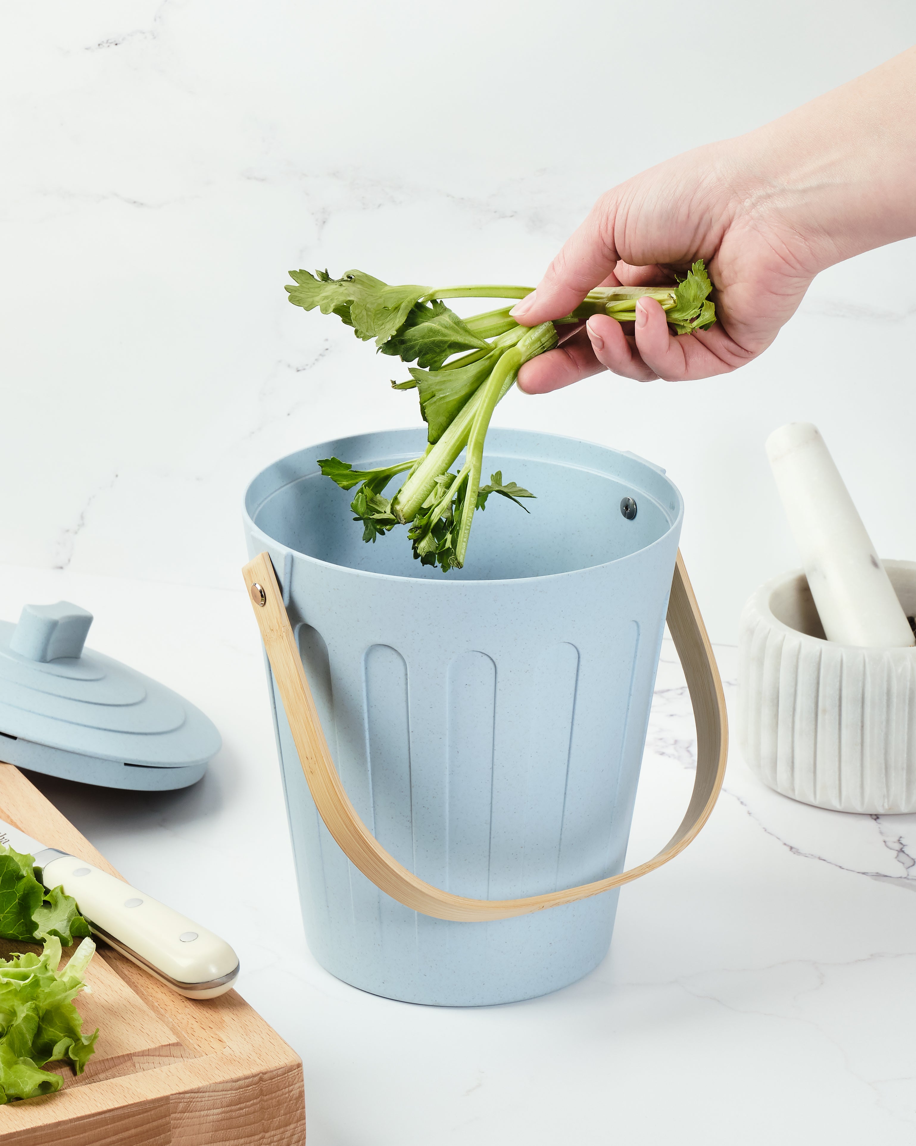 bamboozle-composting-martha-stewart-composteur-cuisine-anti-odeurs image 5